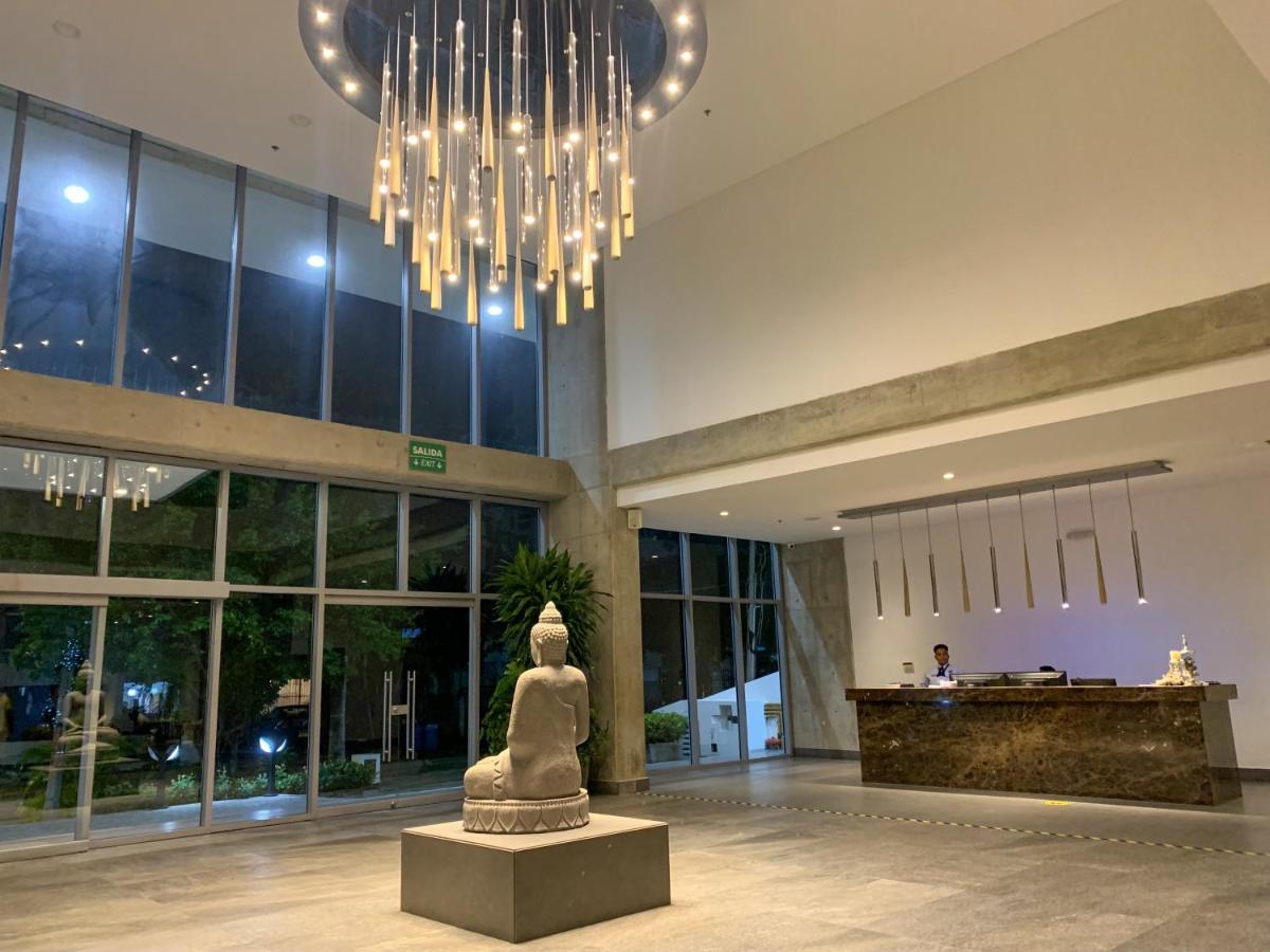 Cartagena Oceanview Escape Pool, Jacuzzi & Gym In Bocagrande 아파트 외부 사진